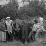 Коля Головчинер: Экспедиция. На Череменецком озере. Коля в центре, 1962г.